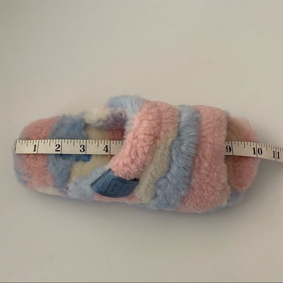 UGG Fluff You Cali Collage Pride Men 6 Fits Women’s 8 - Picture 7 of 13